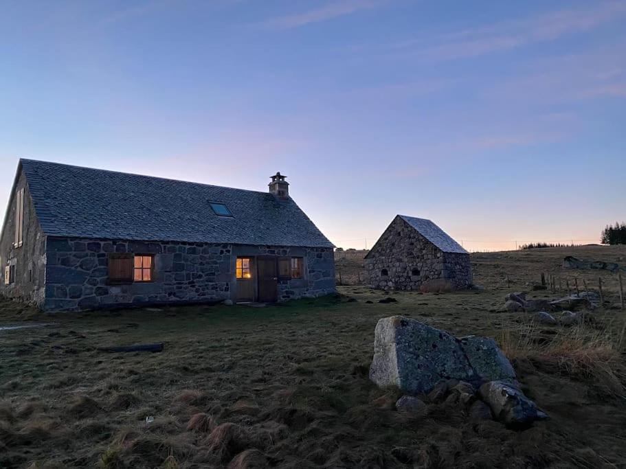 Buron Coeur D'Aubrac Villa Marchastel  Exteriör bild